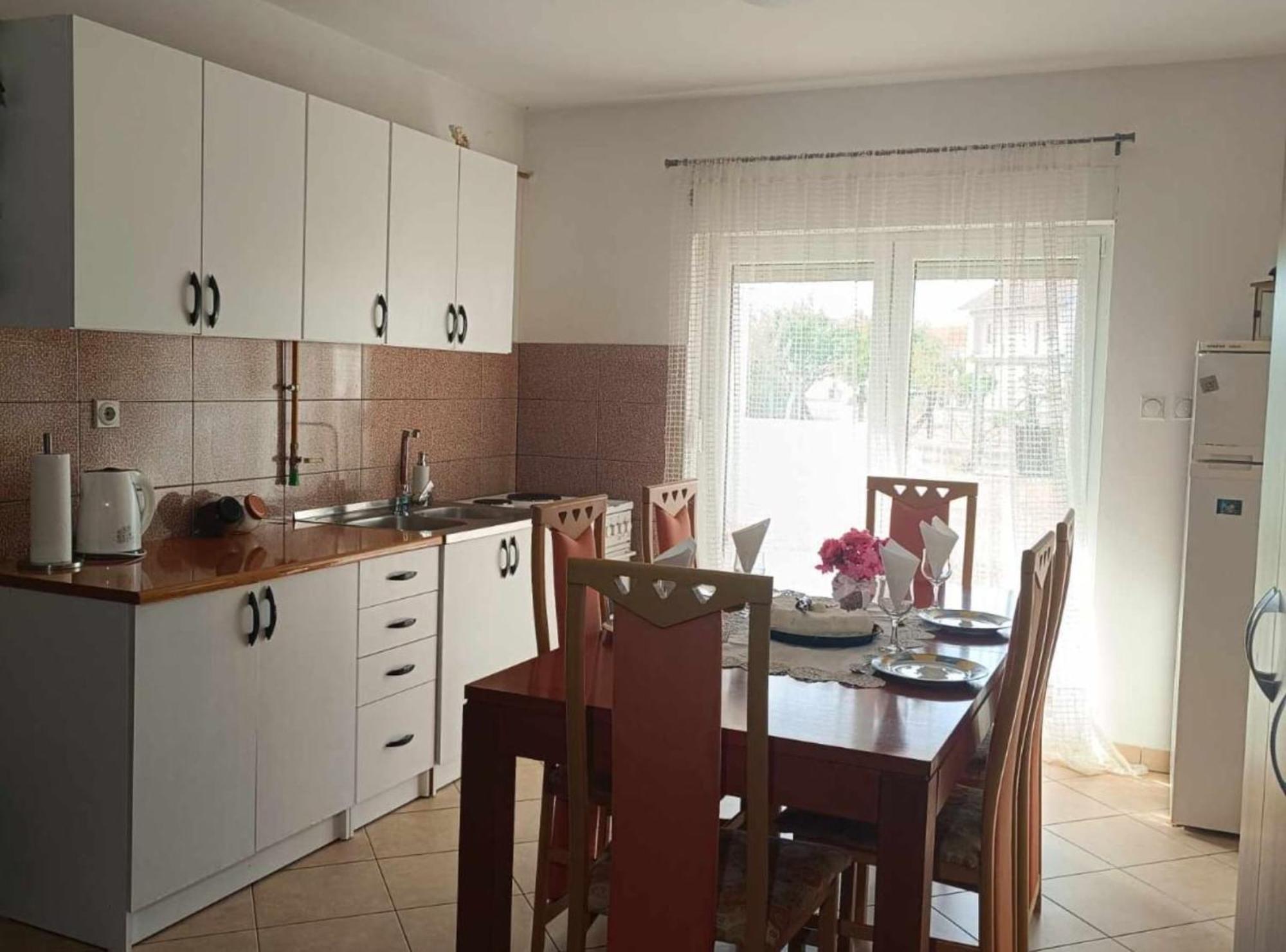 Apartmani Tea I Toni Gradiste Экстерьер фото